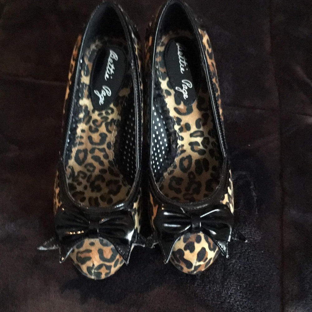 Leopard print heels